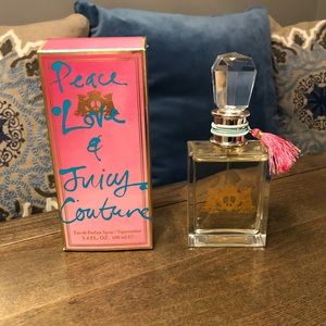 NEW 🌸 Peace Love & Juicy Couture